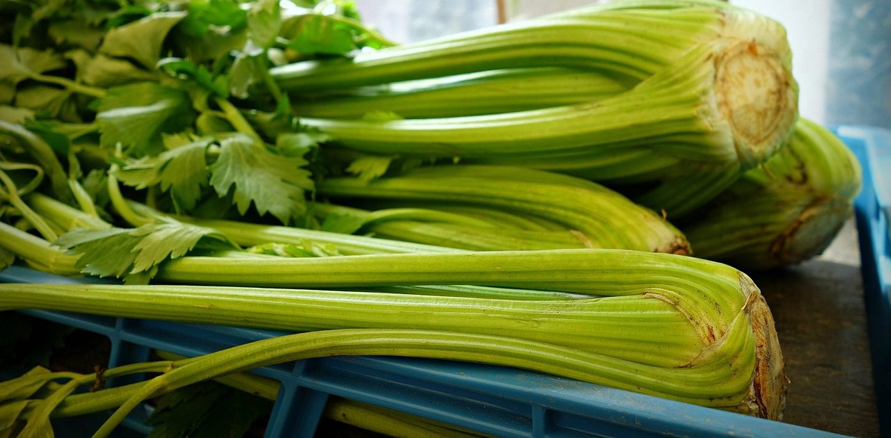 Khoresht karafs recipe: How to make Persian celery stew at home