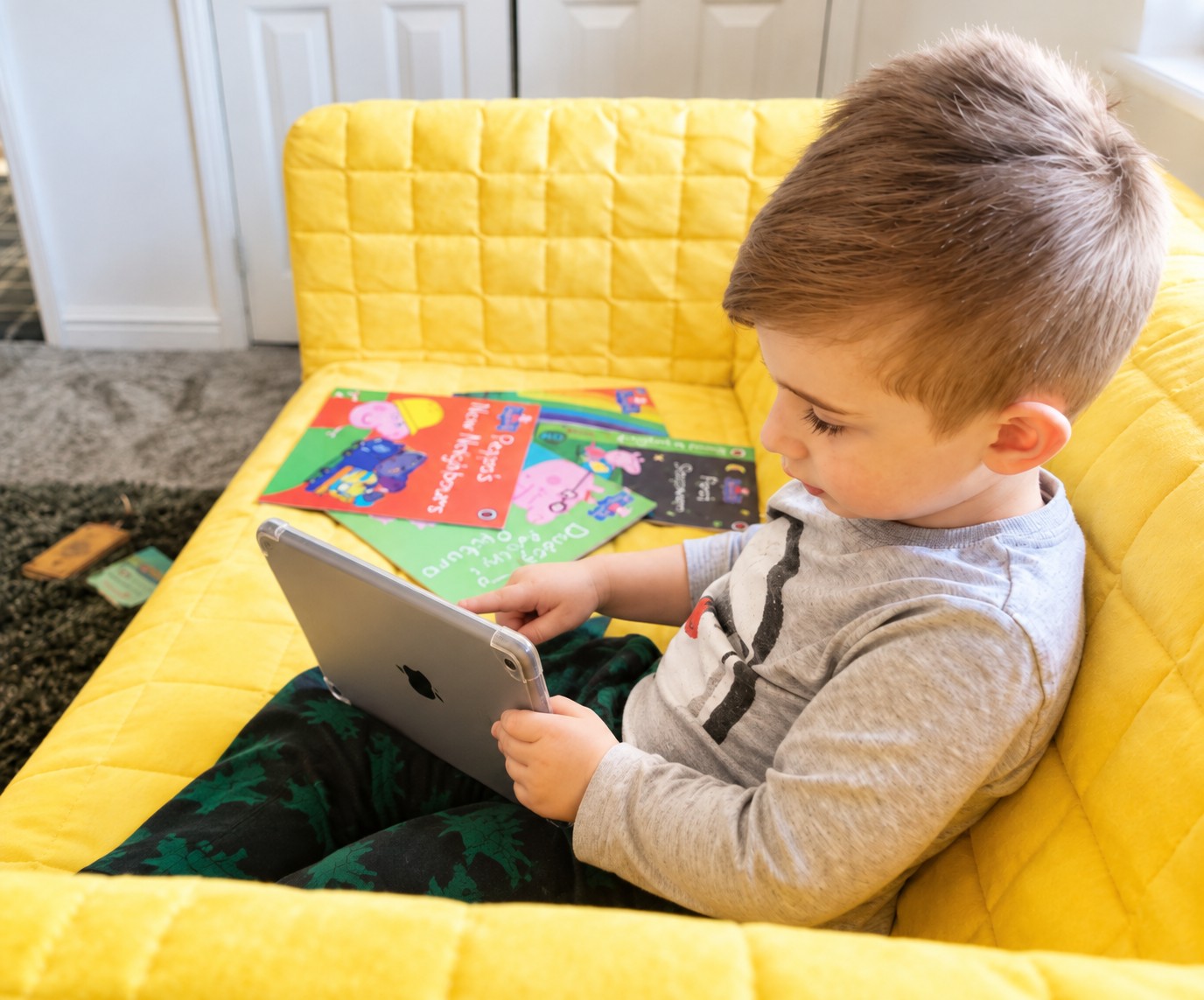 Screens, tantrums and the screen-time rules lockdown broke